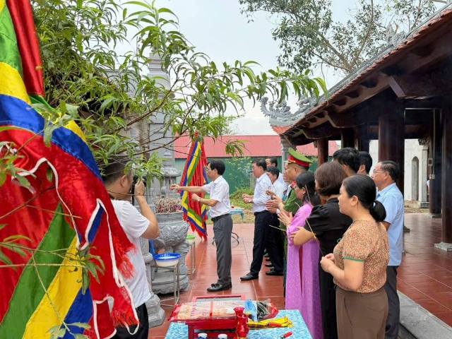 Trang nghiêm lễ giỗ Đức Thái Tổ Lê Lợi lần thứ 592 tại Nghệ An