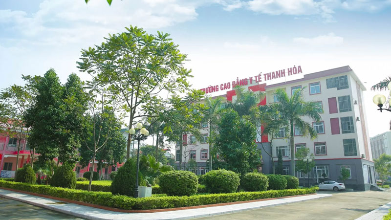 Khuôn viên Trường Cao đẳng Y tế Thanh Hóa