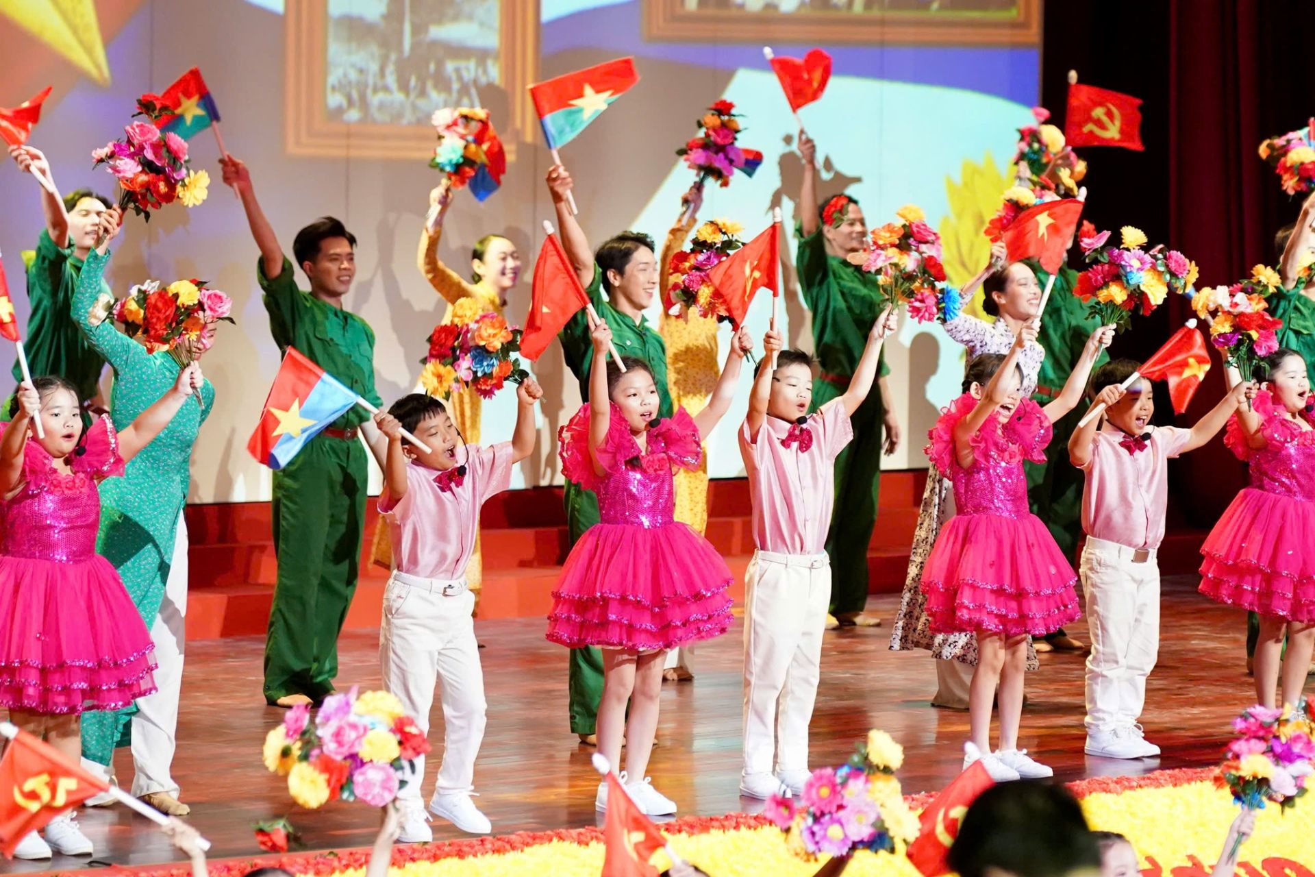 Chương trình nghệ thuật tại Đại hội Chương trình nghệ thuật tại Đại hội