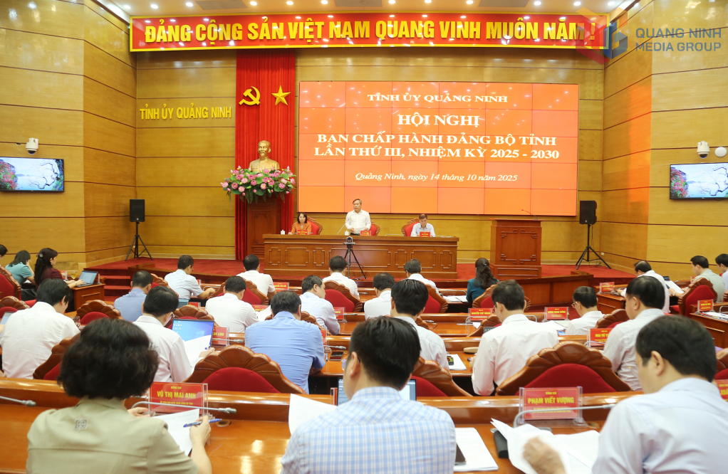 Ban Chấp hành Đảng bộ tỉnh Quảng Ninh cho ý kiến về nội dung, chương trình Kỳ họp thứ 32, HĐND tỉnh khoá XIV