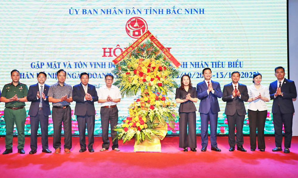 Bắc Ninh: Gặp mặt, tôn vinh doanh nghiệp, doanh nhân tiêu biểu