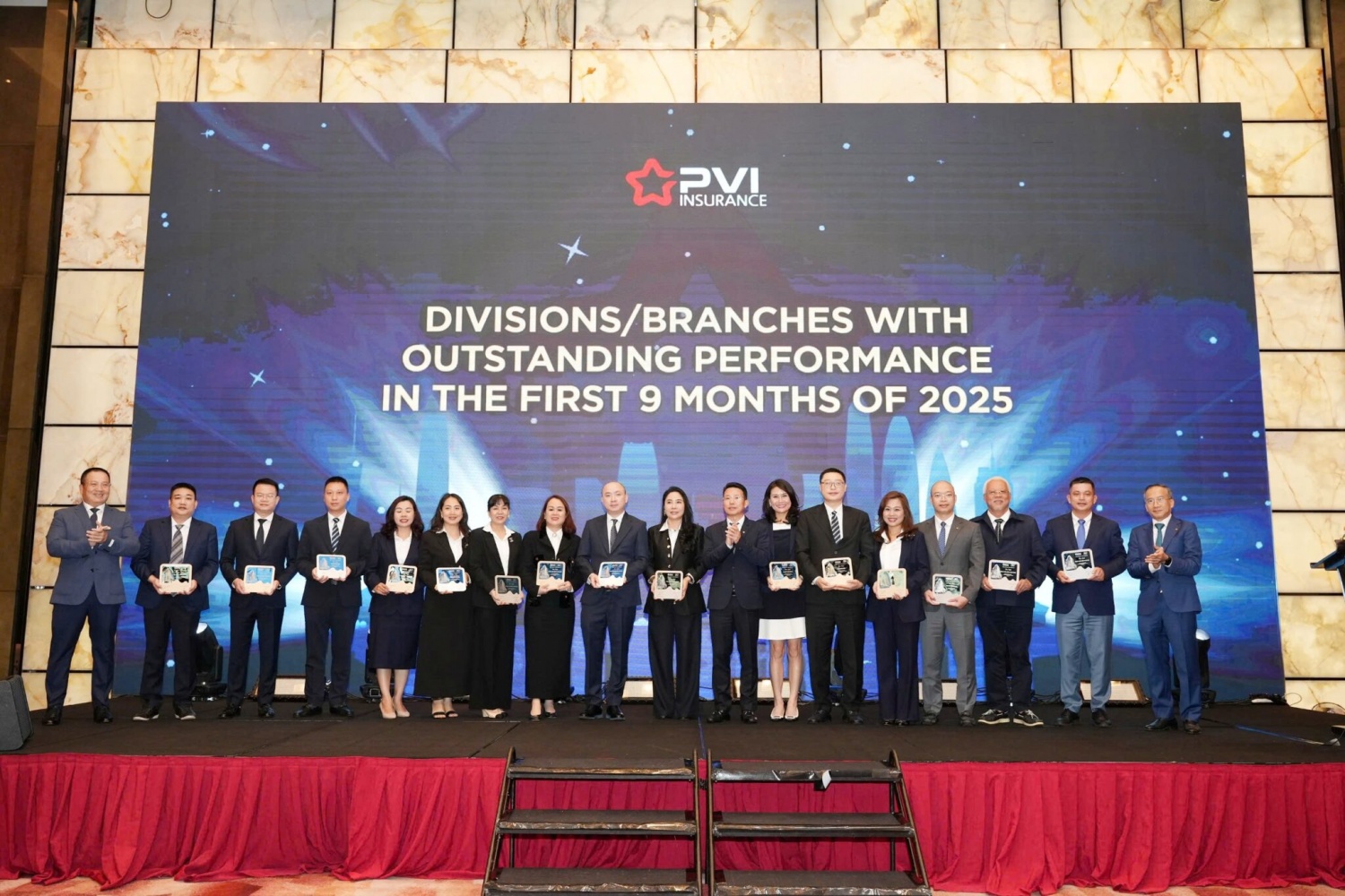 Vinh danh các tập thể hoàn thành xuất sắc nhiệm vụ 9 tháng đầu năm 2025