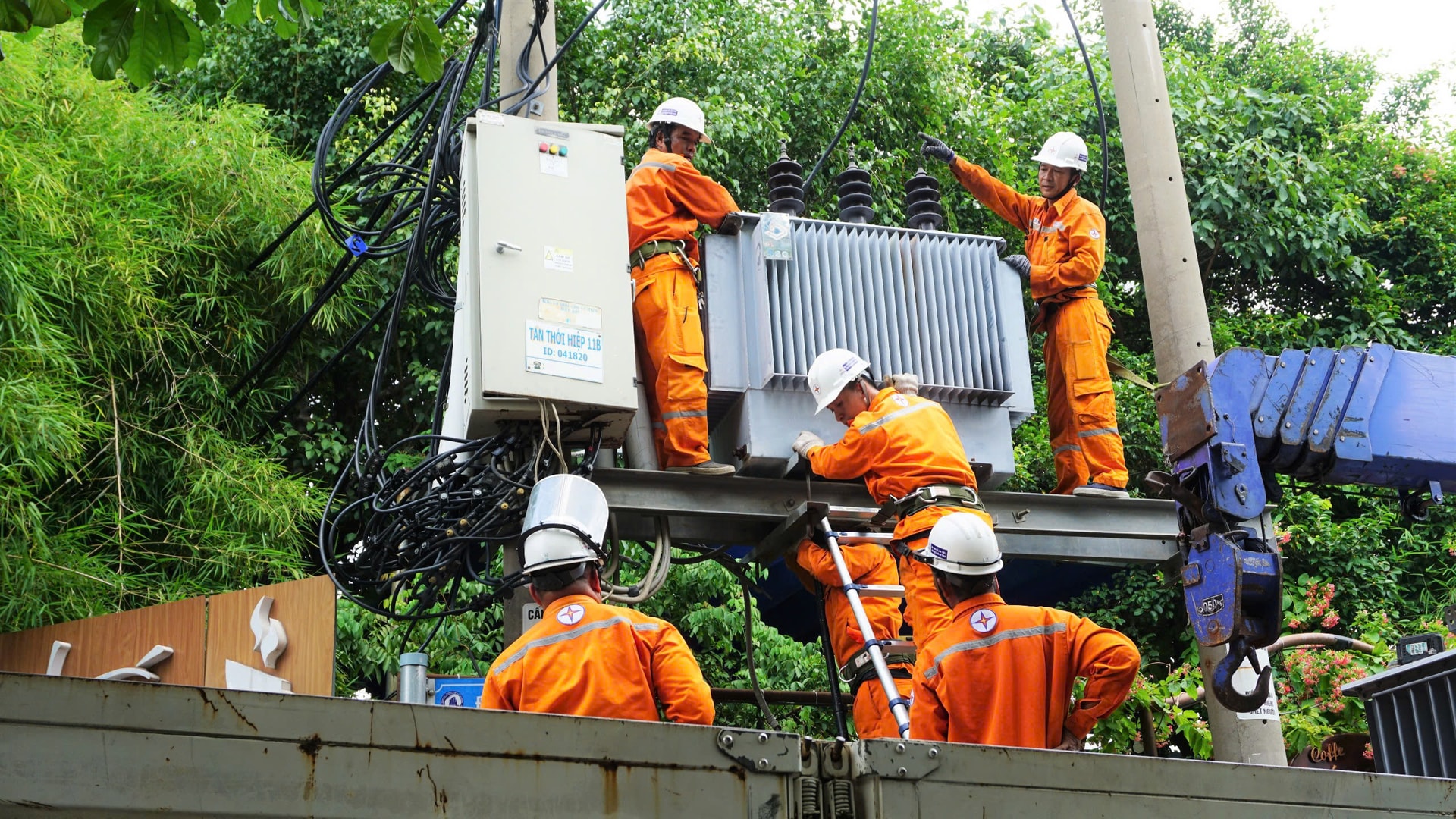 Ngành điện TP. HCM đảm bảo an toàn điện trong mùa mưa bão