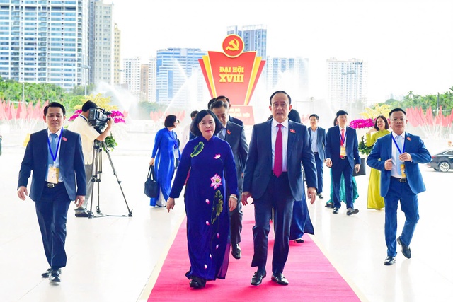 Bí thư Thành ủy Hà Nội Bùi Thị Minh Hoài, Chủ tịch HĐND TP. Hà Nội Nguyễn Ngọc Tuấn dự Đại hội. Ảnh: BTC