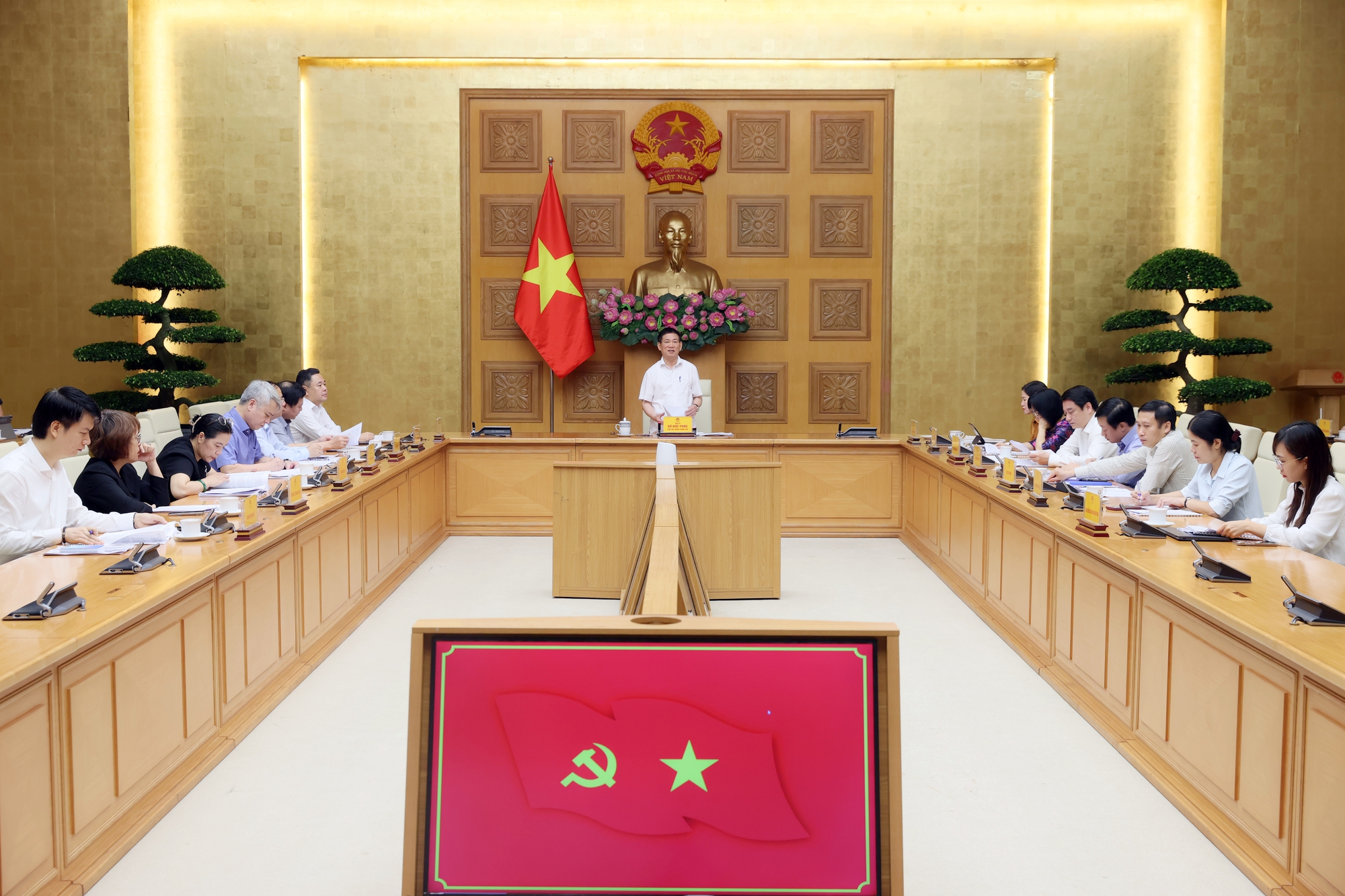 Ưu tiên nguồn lực triển khai 3 nhóm hành động về phòng, chống rửa tiền. (Ảnh: VGP/Trần Mạnh) Ưu tiên nguồn lực triển khai 3 nhóm hành động về phòng, chống rửa tiền. (Ảnh: VGP/Trần Mạnh)