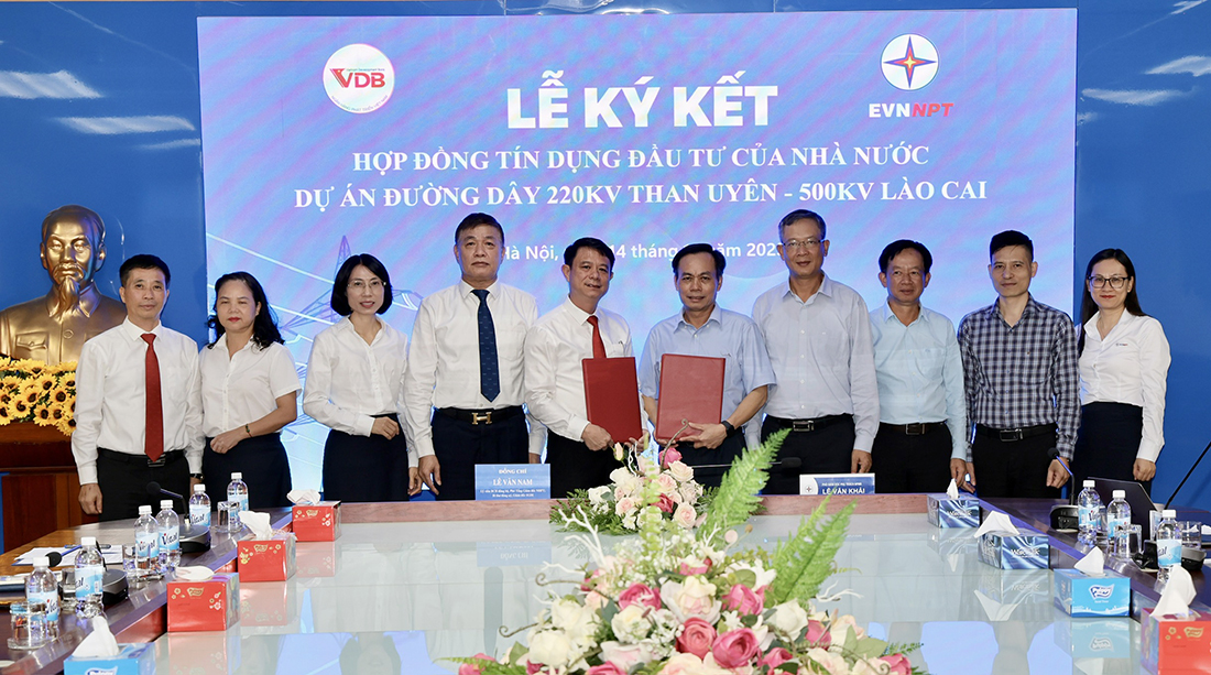 Lễ ký kết hợp đồng tín dụng đầu tư của nhà nước Dự án đường dây 220kV Than Uyên – 500kV Lào Cai giữa EVNNPT và VDB Lễ ký kết hợp đồng tín dụng đầu tư của nhà nước Dự án đường dây 220kV Than Uyên – 500kV Lào Cai giữa EVNNPT và VDB
