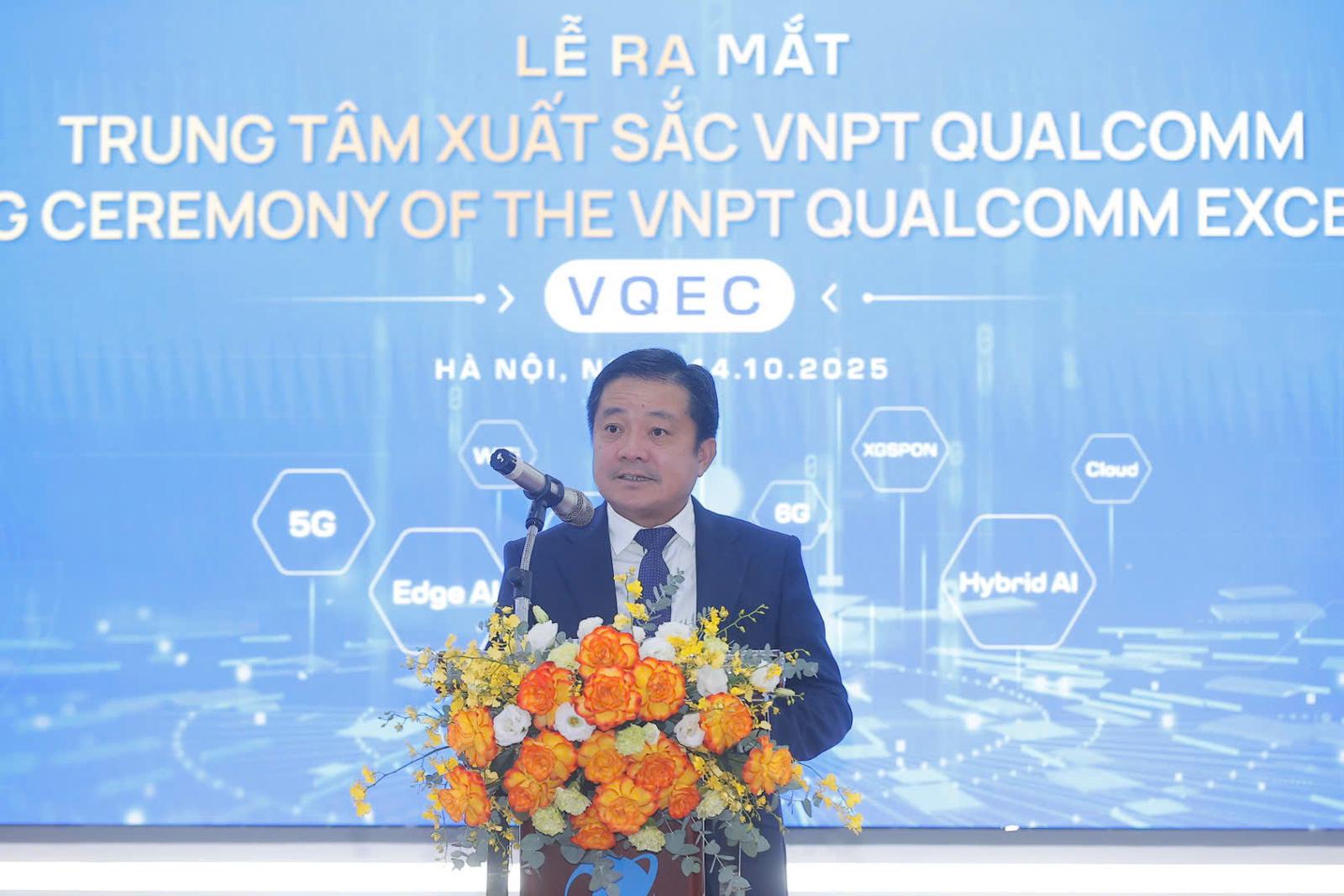 Tổng Giám đốc VNPT Huỳnh Quang Liêm cho biết, Trung tâm VQEC có ý nghĩa đặc biệt mở ra không gian mới phát triển hạ tầng số 5G/6G, cloud, trung tâm dữ liệu
