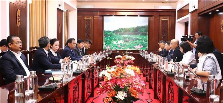 Quang cảnh buổi làm việc Đoàn Chính quyền nhân dân thành phố Hoài Bắc, tỉnh An Huy (Trung Quốc) và lãnh đạo UBND tỉnh Tây Ninh (Việt Nam)