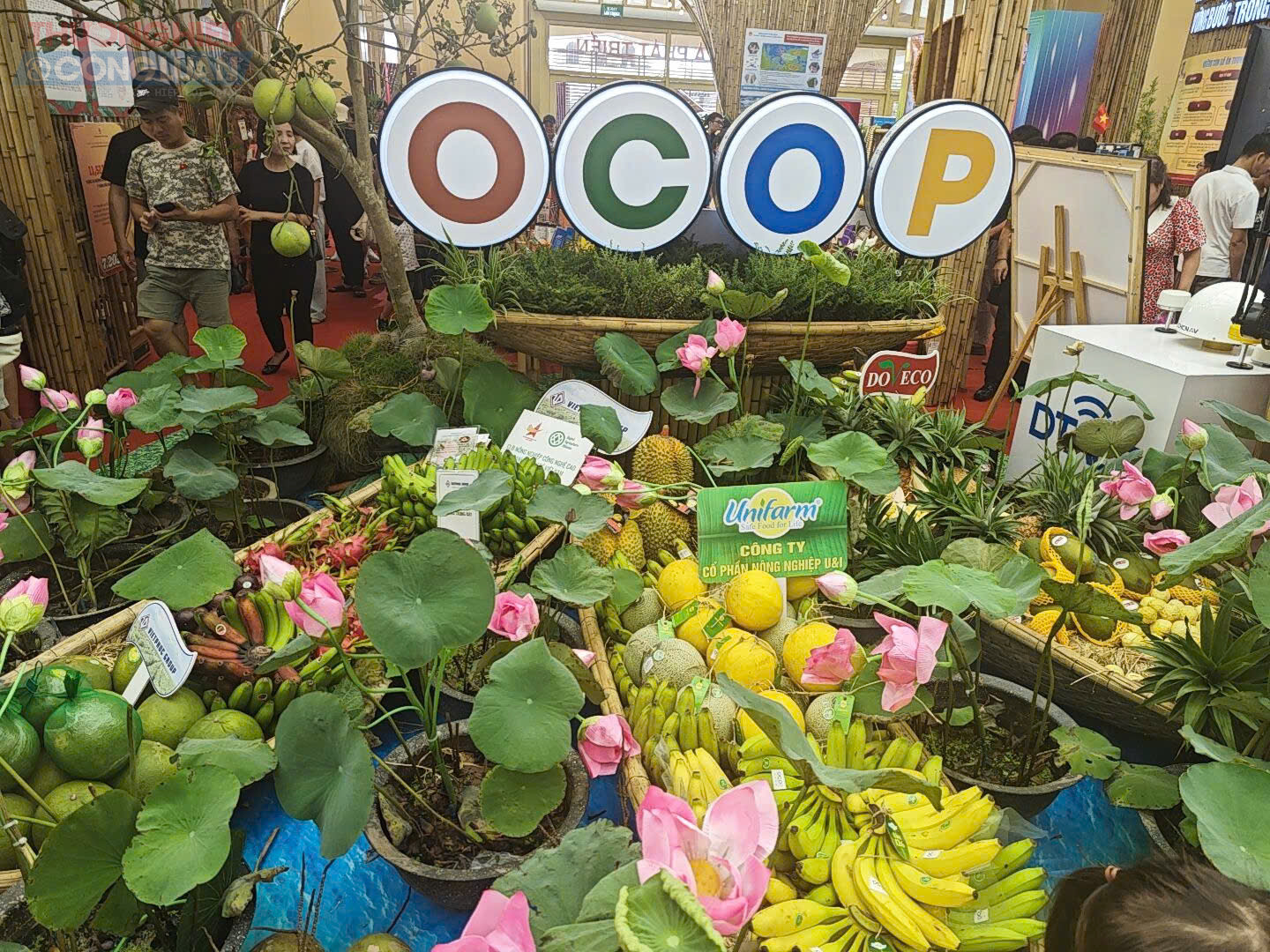 Thạch Thất tổ chức triển lãm quảng bá sản phẩm OCOP và làng nghề phục vụ du lịch