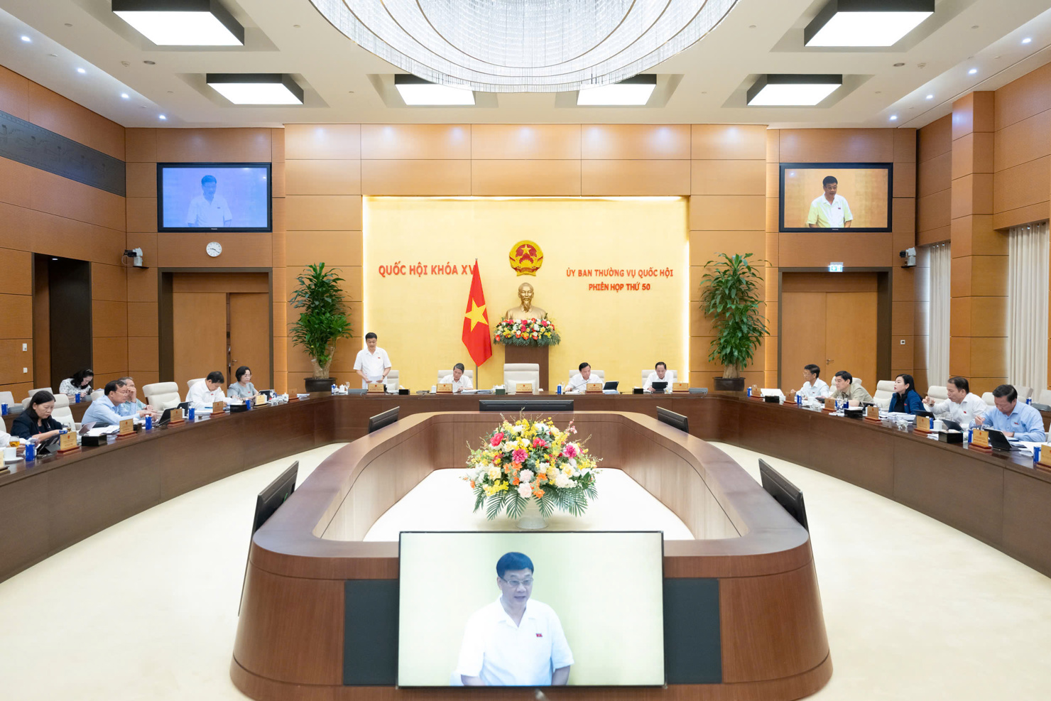 Quốc hội bàn kế hoạch phát triển kinh tế năm 2026: Mục tiêu tăng trưởng GDP từ 10% trở lên