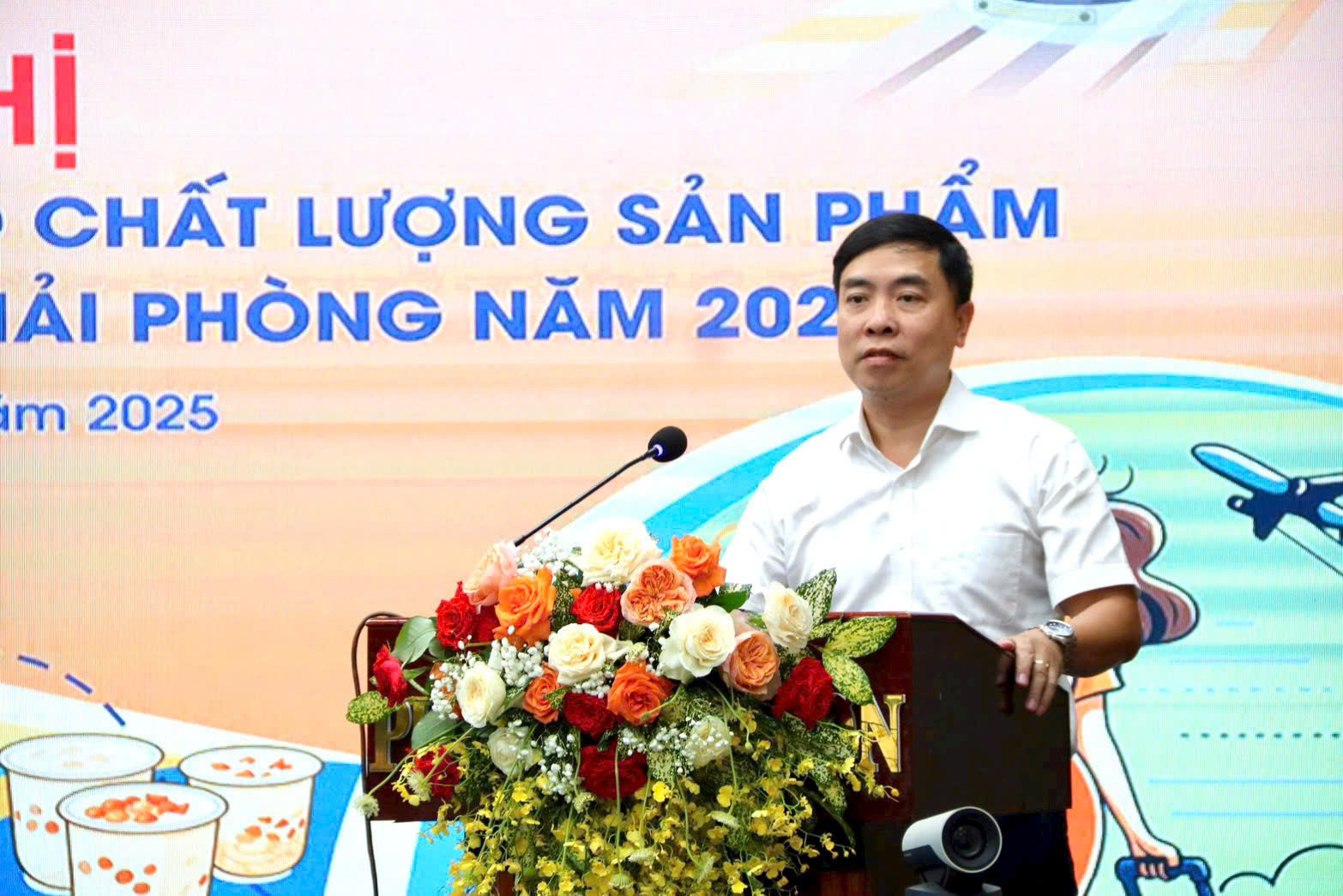 BSCKII Nguyễn Xuân Chiến, Phó Chi cục Trưởng Chi Cục An toàn vệ sinh thực phẩm thành phố cung cấp thông tin. BSCKII Nguyễn Xuân Chiến, Phó Chi cục Trưởng Chi Cục An toàn vệ sinh thực phẩm thành phố cung cấp thông tin.