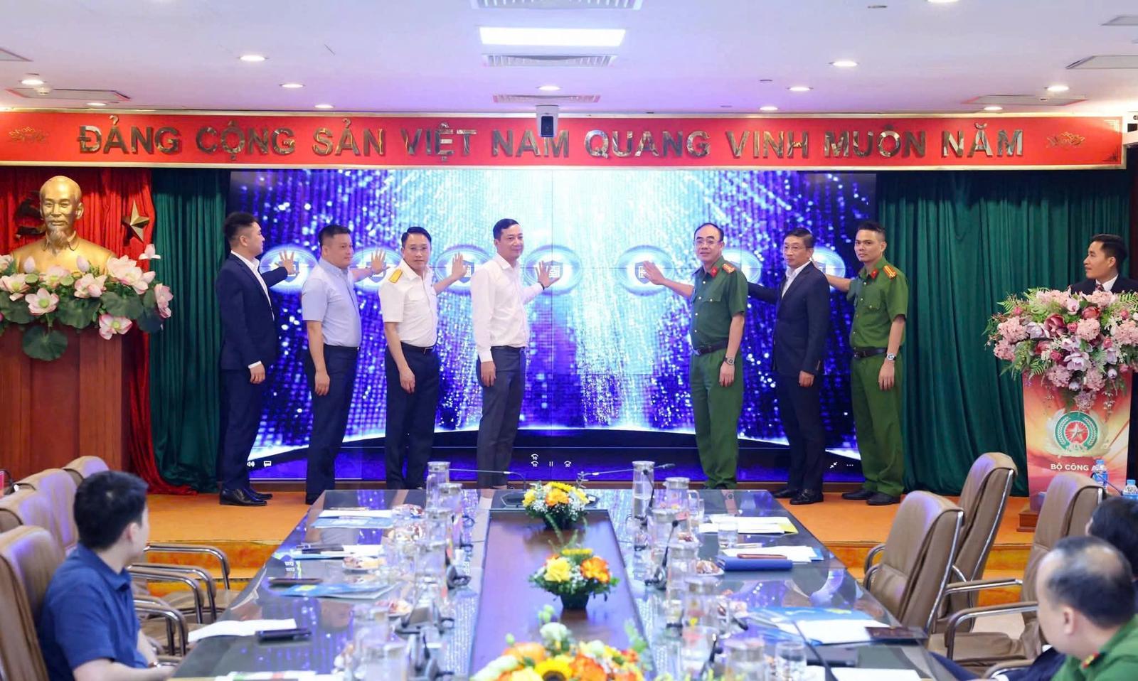 Ra mắt VNIDCheck: “Lá chắn số” chống hàng giả trong lĩnh vực hóa chất