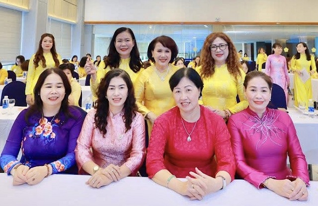 Đại biểu lãnh đạo, quan khách dự Lễ Kỷ niệm. Ảnh: Viết Hiền Đại biểu lãnh đạo, quan khách dự Lễ Kỷ niệm. Ảnh: Viết Hiền