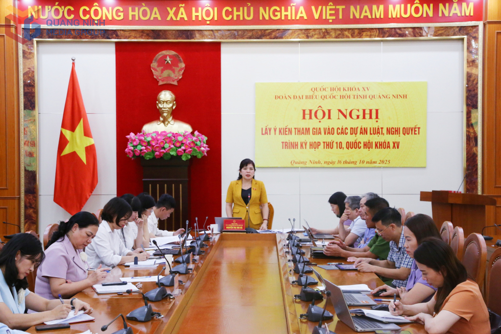 Đoàn ĐBQH tỉnh Quảng Ninh lấy ý kiến vào các dự án luật, nghị quyết trình Kỳ họp thứ 10 Quốc hội