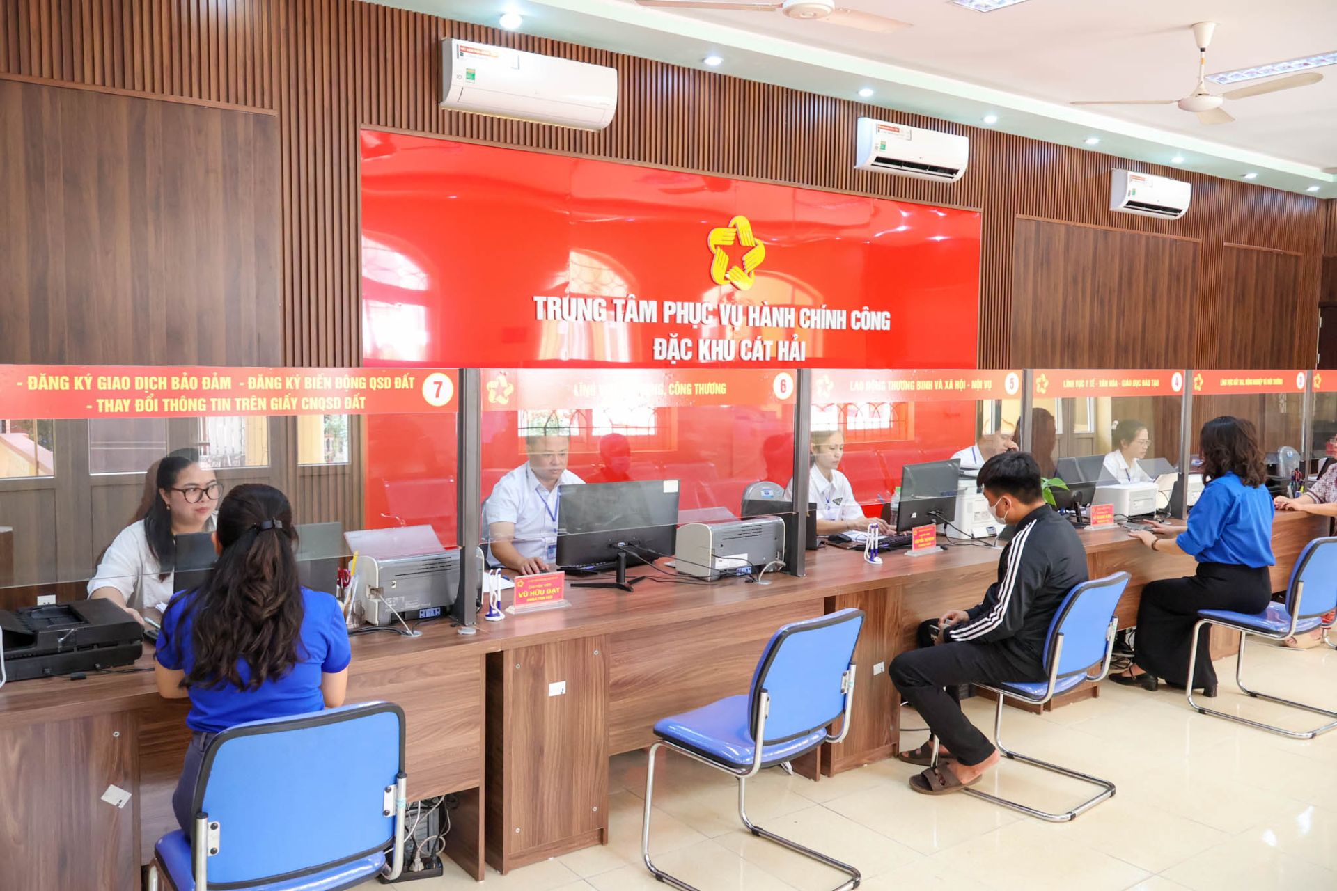 TTPVHC Đặc khu Cát Hải khẳng định vai trò là “đầu mối then chốt” trong tiến trình cải cách hành chính