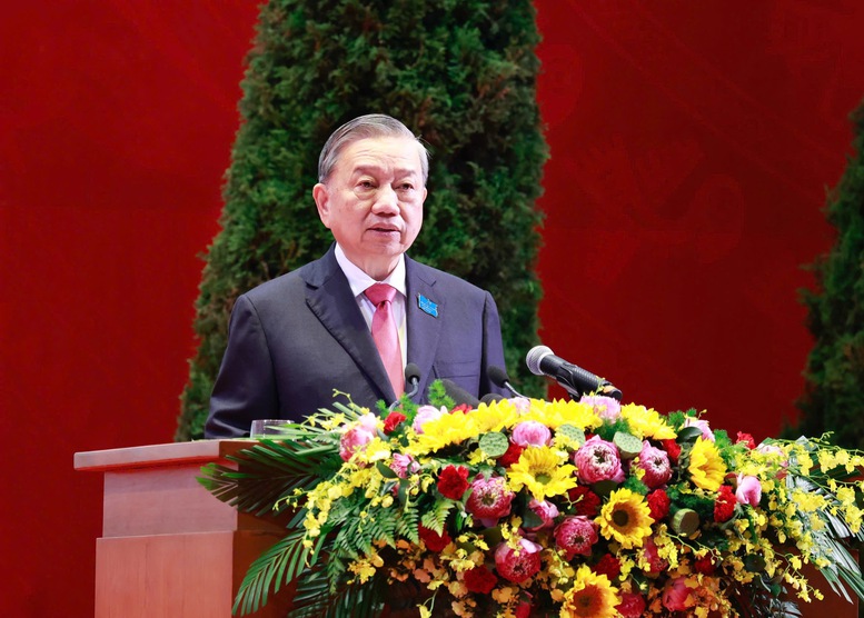 Tổng Bí thư Tô Lâm phát biểu chỉ đạo tại phiên khai mạc Đại hội đại biểu Đảng bộ TP. Hà Nội khóa XVIII - Ảnh: VGP/Nhật Bắc