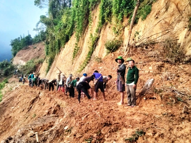 Nghệ An tập trung nguồn lực, sớm khôi phục đời sống và sản xuất sau thiên tai