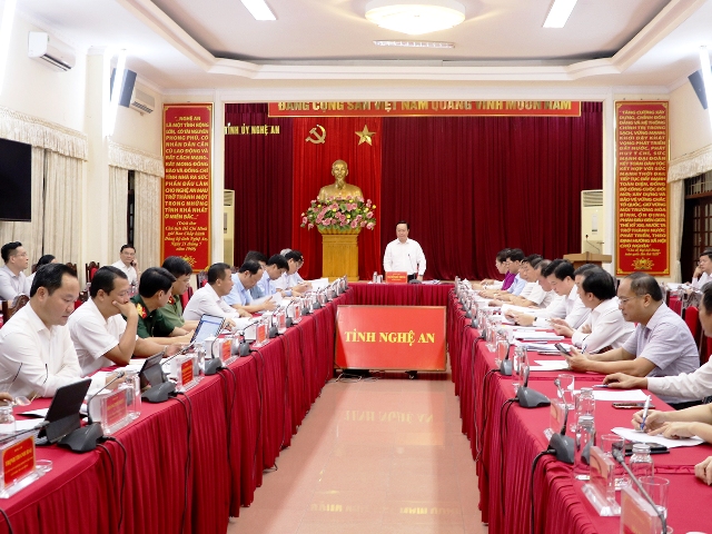 Nghệ An đang dồn sức khắc phục thiệt hại sau bão, lũ lớn.