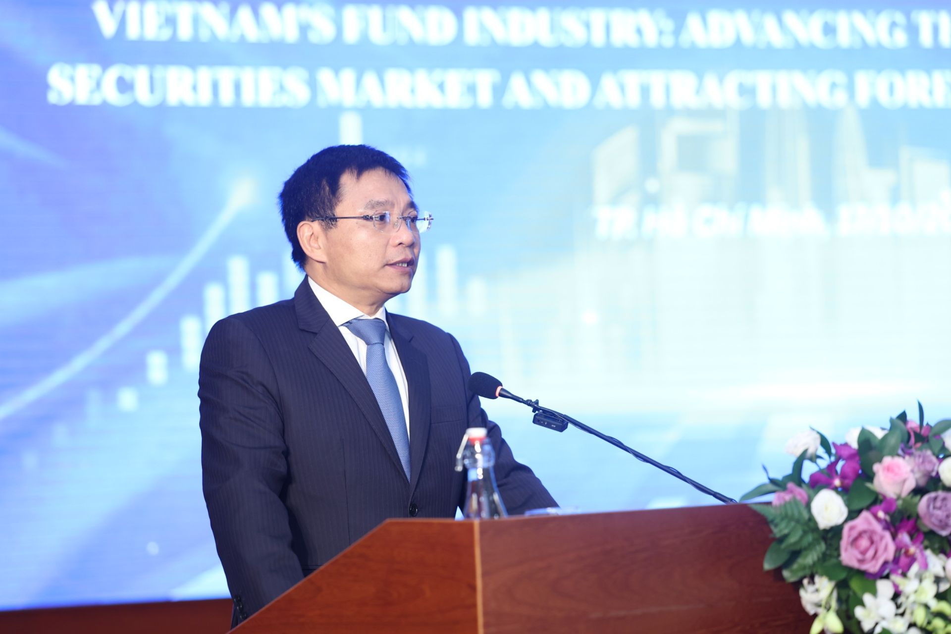 Bộ trưởng Bộ Tài chính Nguyễn Văn Thắng phát biểu khai mạc