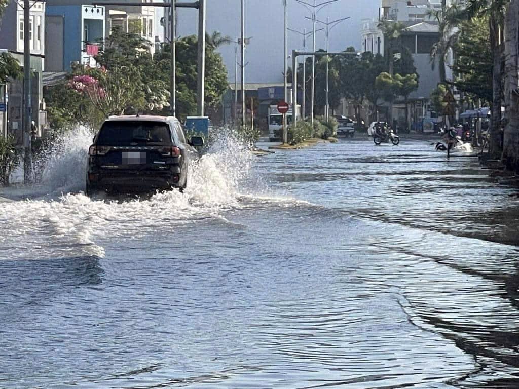 Quảng Ninh đầu tư hơn 124 tỷ đồng chỉnh trang đô thị, xử lý ngập úng tại Hạ Long