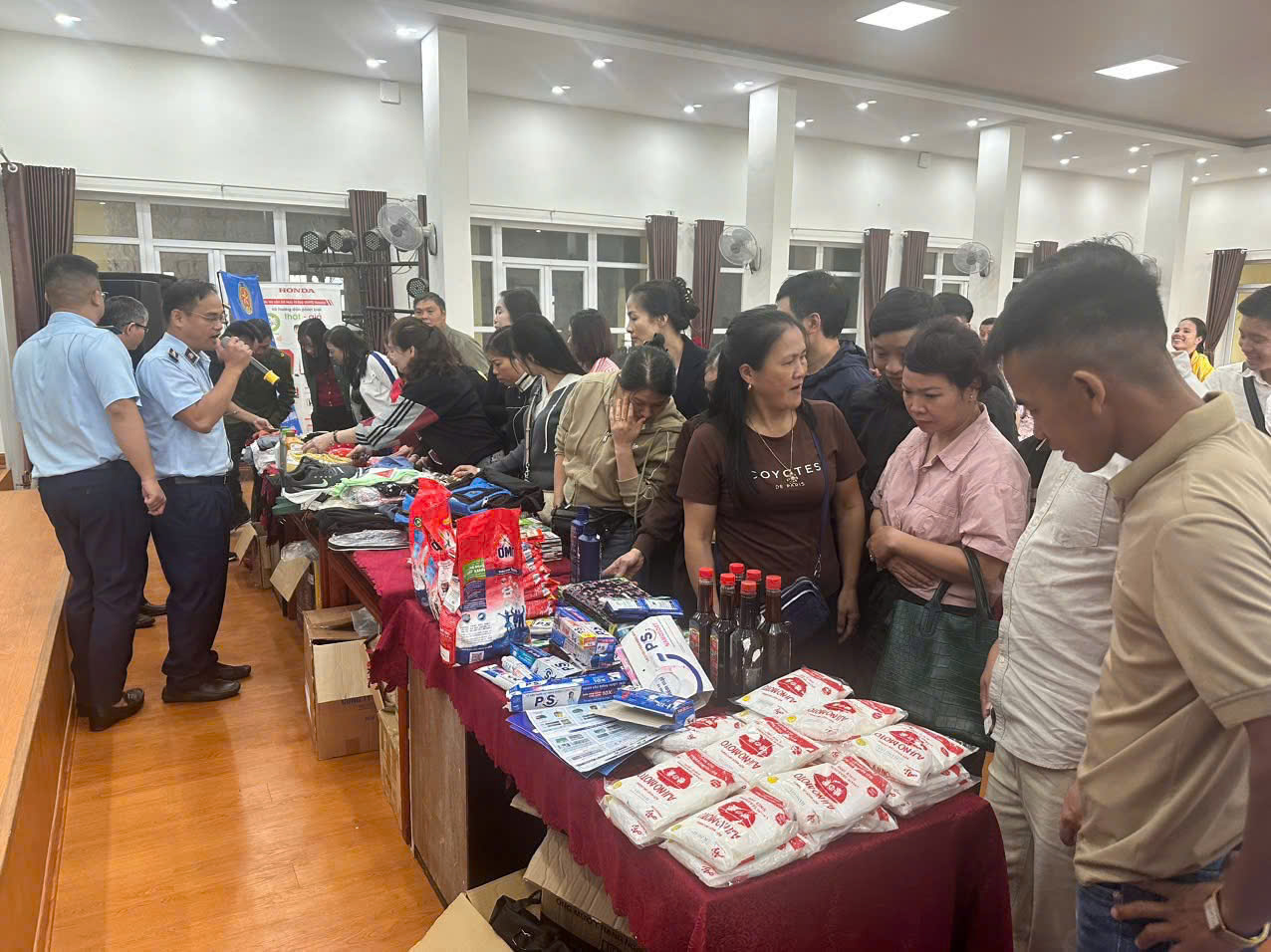 Lào Cai tích cực tuyên truyền, phổ biến pháp luật thương mại