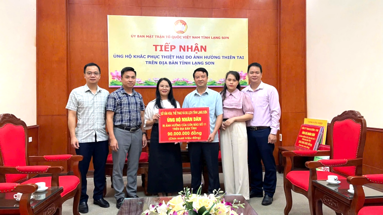 Sở Văn hóa, Thể thao và Du lịch Lạng Sơn ủng hộ 90 triệu đồng giúp người dân khắc phục hậu quả bão số 11