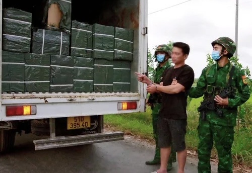 Tây Ninh khởi tố 34 vụ án với 42 đối tượng liên quan buôn lậu và hàng giả