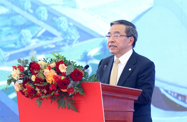 Ông Phạm Thiếu Hoa, Chủ tịch Công ty CP Vinhomes cho biết, sân vận động PVF được định hướng trở thành công trình thể thao Top đầu châu Á, nằm trong quần thể tổ hợp thể thao – dịch vụ 92ha - Ảnh VGP/Đức Tuân