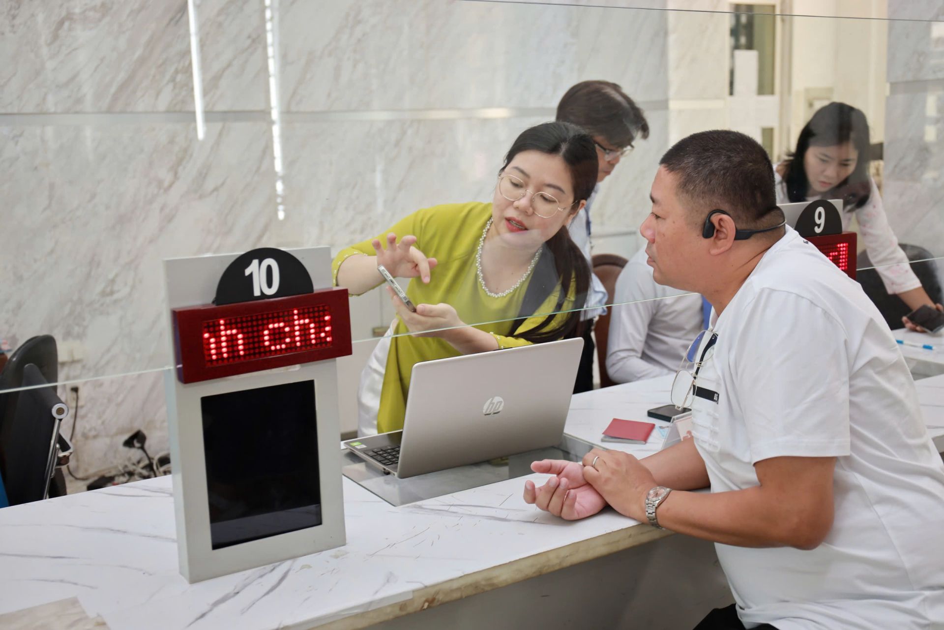 TP. HCM cắt giảm 30% thời gian thực hiện thủ tục hành chính năm 2025