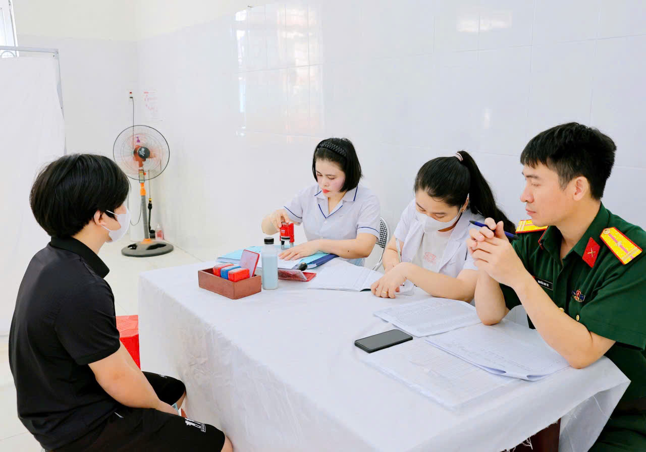 Xã Trần Phú tiếp tục tổ chức ngày thứ hai sơ tuyển nghĩa vụ quân sự