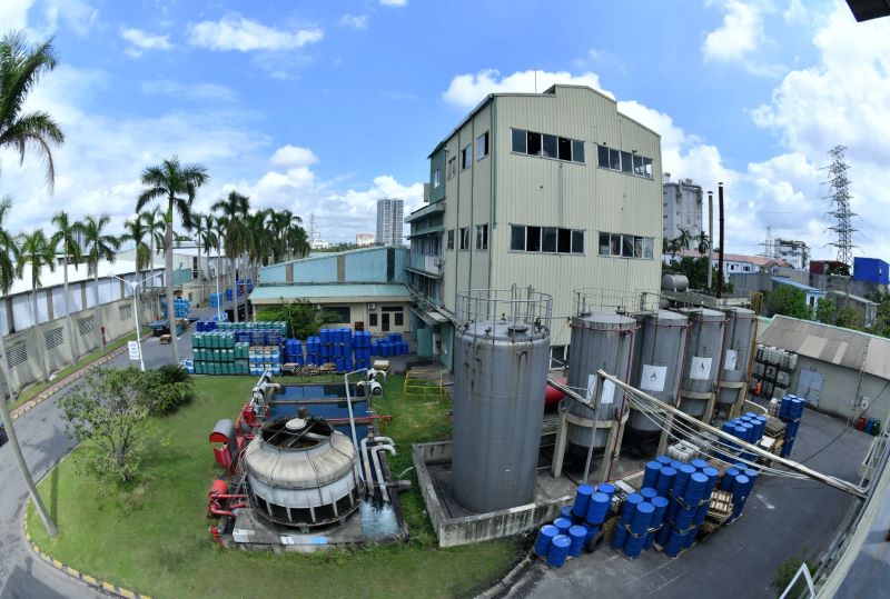 Các loại giấy phép quan trọng trong lĩnh vực sản xuất nhựa tại Việt Nam