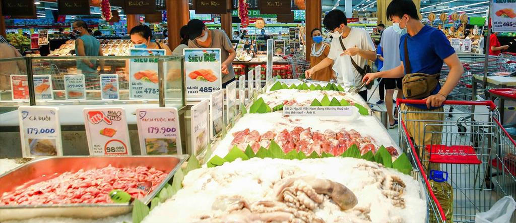 Khai thác “mỏ vàng” thị trường nội địa là hướng đi đúng đắn đối với doanh nghiệp thủy sản. Ảnh: Chu Khôi. Khai thác “mỏ vàng” thị trường nội địa là hướng đi đúng đắn đối với doanh nghiệp thủy sản. Ảnh: Chu Khôi.