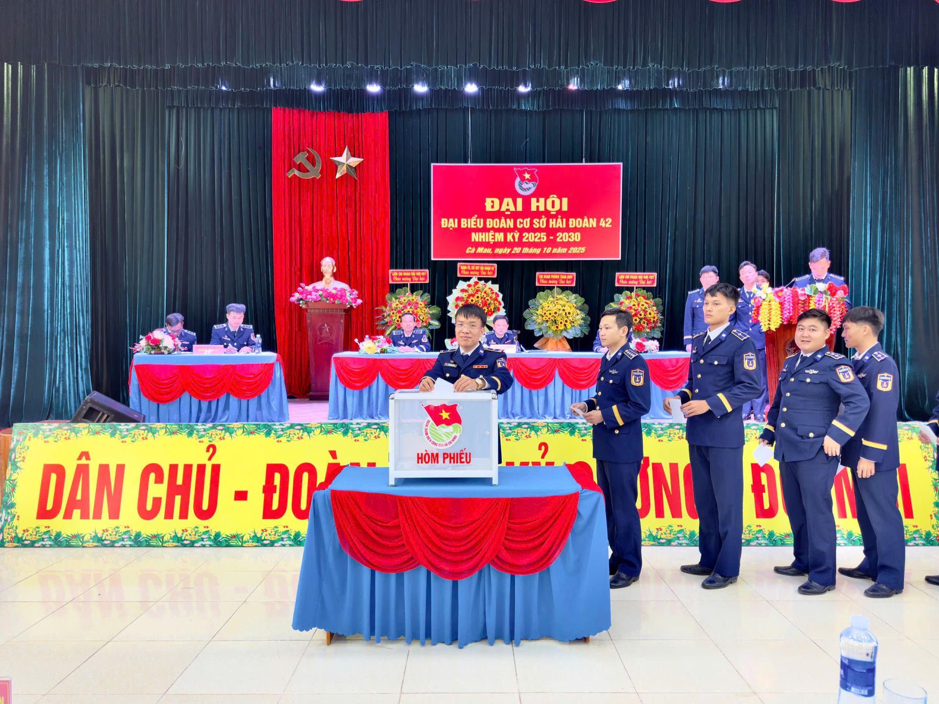 Đoàn cơ sở Hải đoàn 42 - Điểm sáng trong công tác đoàn và phong trào thanh niên