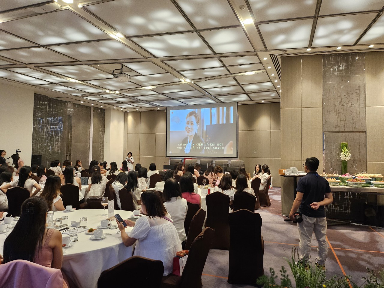 SeABank triển khai nhiều ưu đãi chuyên biệt cho doanh nghiệp nữ chủ SeABank triển khai nhiều ưu đãi chuyên biệt cho doanh nghiệp nữ chủ