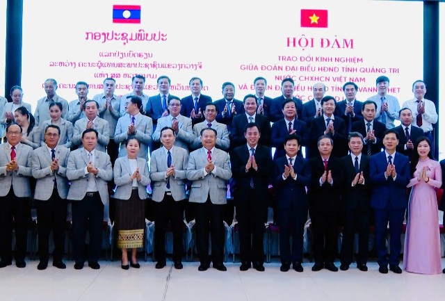 Thắt chặt tình đoàn kết, nâng cao hiệu quả hợp tác giữa HĐND tỉnh Quảng Trị và Savannakhet (Lào)