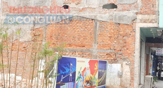 Xuống cấp trầm trọng Xuống cấp trầm trọng