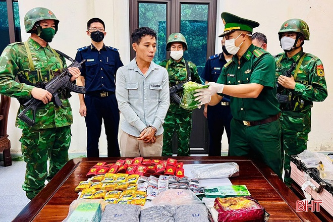 Lực lượng chức năng đã bắt giữ hơn 19 nghìn vụ với hơn 37,5 nghìn đối tượng phạm tội về ma túy trong 9 tháng đầu năm 2025 Lực lượng chức năng đã bắt giữ hơn 19 nghìn vụ với hơn 37,5 nghìn đối tượng phạm tội về ma túy trong 9 tháng đầu năm 2025