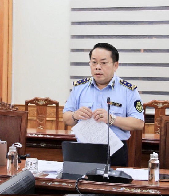 Lãnh đạo Chi cục QLTT Gia Lai trình bày báo cáo tại Hội nghị. Ảnh: BCĐ Lãnh đạo Chi cục QLTT Gia Lai trình bày báo cáo tại Hội nghị. Ảnh: BCĐ