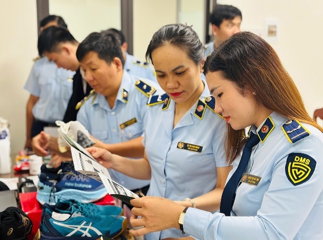 Quảng Ngãi: Hội thảo hướng dẫn phân biệt hàng thật, hàng giả