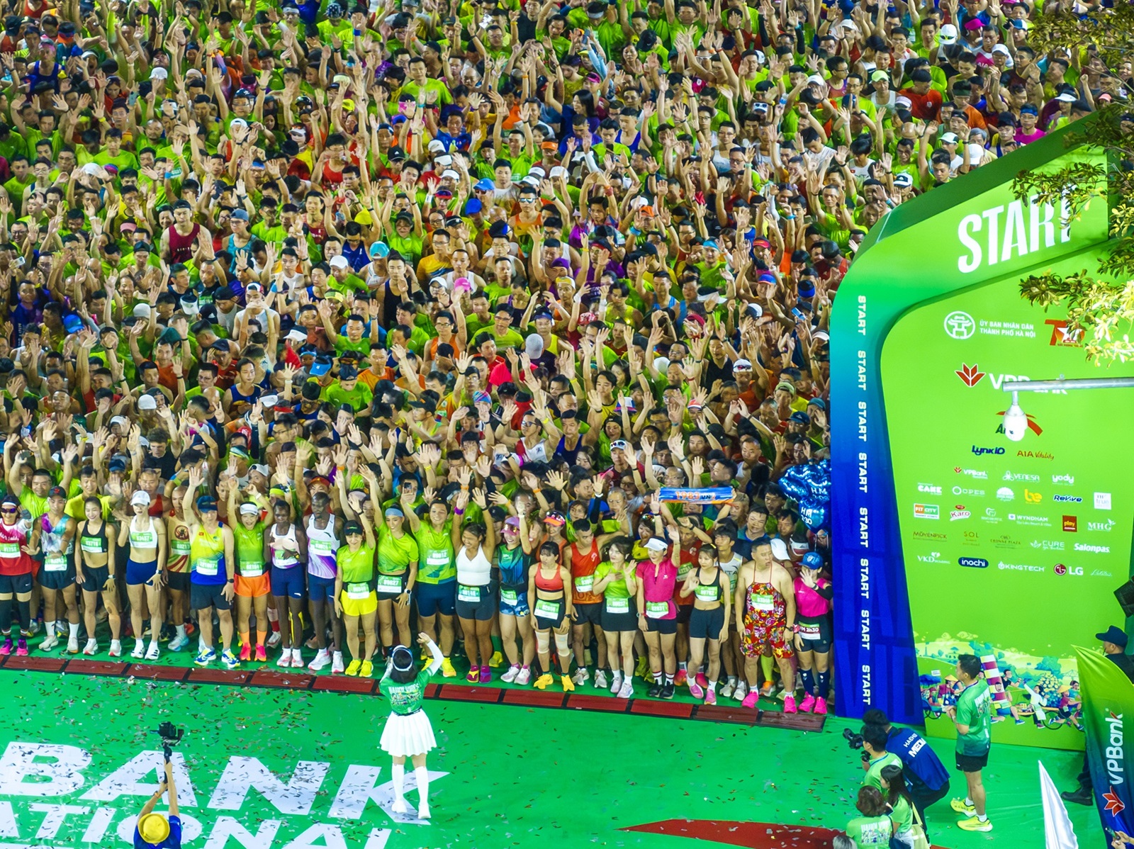 VPBank Hanoi International Marathon là giải chạy biểu tượng của Hà Nội. VPBank Hanoi International Marathon là giải chạy biểu tượng của Hà Nội.