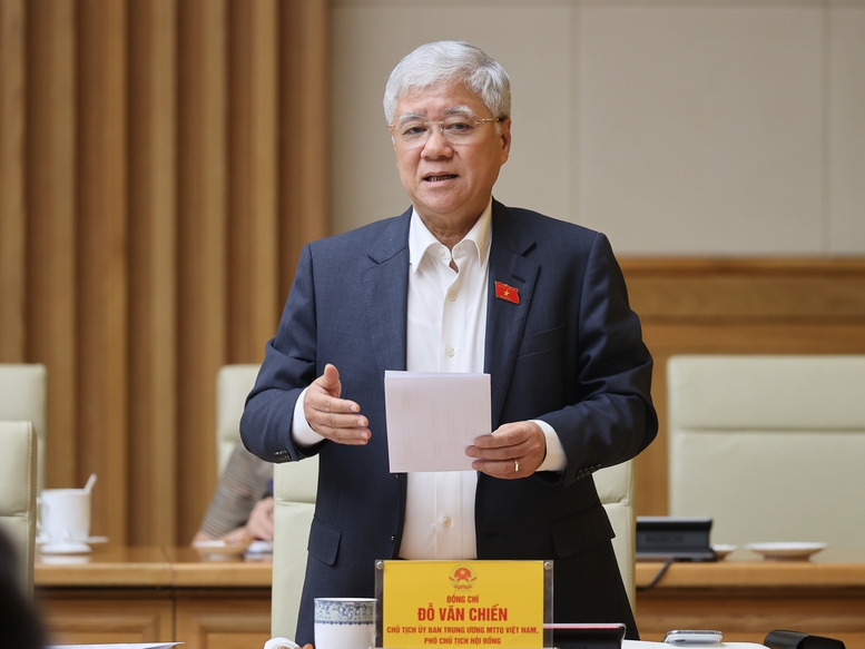 Ủy viên Bộ Chính trị, Bí thư Trung ương Đảng, Chủ tịch Ủy ban Trung ương Mặt trận Tổ quốc Việt Nam Đỗ Văn Chiến, Phó Chủ tịch Hội đồng phát biểu- Ảnh: VGP/Nhật Bắc Ủy viên Bộ Chính trị, Bí thư Trung ương Đảng, Chủ tịch Ủy ban Trung ương Mặt trận Tổ quốc Việt Nam Đỗ Văn Chiến, Phó Chủ tịch Hội đồng phát biểu- Ảnh: VGP/Nhật Bắc