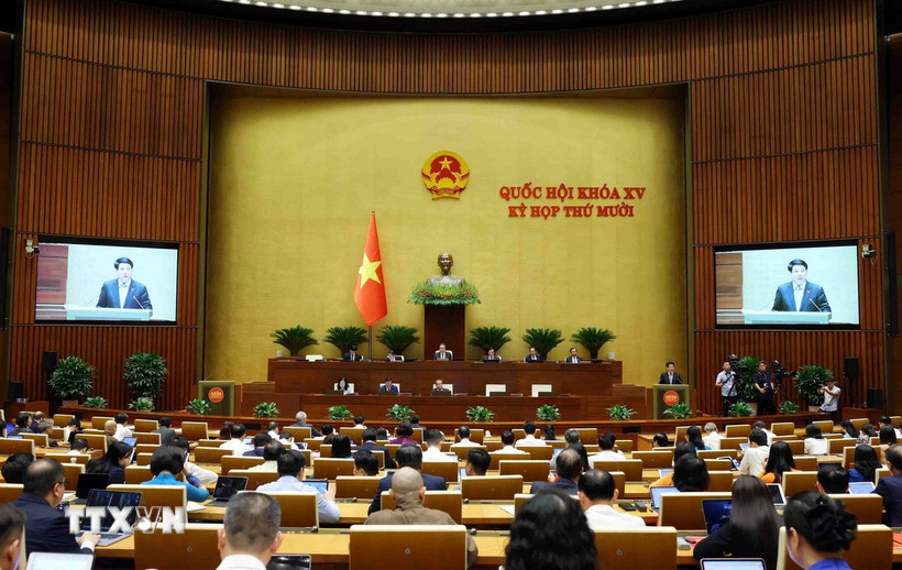 Chủ tịch nước Lương Cường trình bày Báo cáo tổng kết công tác nhiệm kỳ 2021-2026 của Chủ tịch nước trong phiên khai mạc ngày 20/10. (Ảnh: Phạm Kiên/TTXVN) Chủ tịch nước Lương Cường trình bày Báo cáo tổng kết công tác nhiệm kỳ 2021-2026 của Chủ tịch nước trong phiên khai mạc ngày 20/10. (Ảnh: Phạm Kiên/TTXVN)