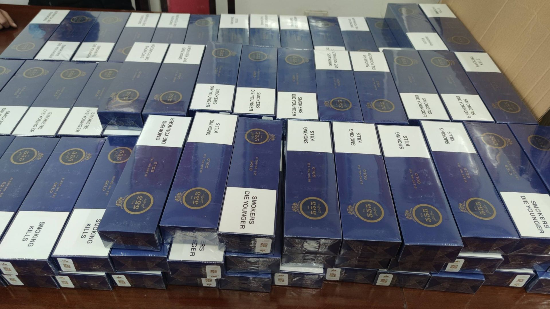 Lào Cai triển khai nhiều giải pháp quyết liệt chống buôn lậu thuốc lá