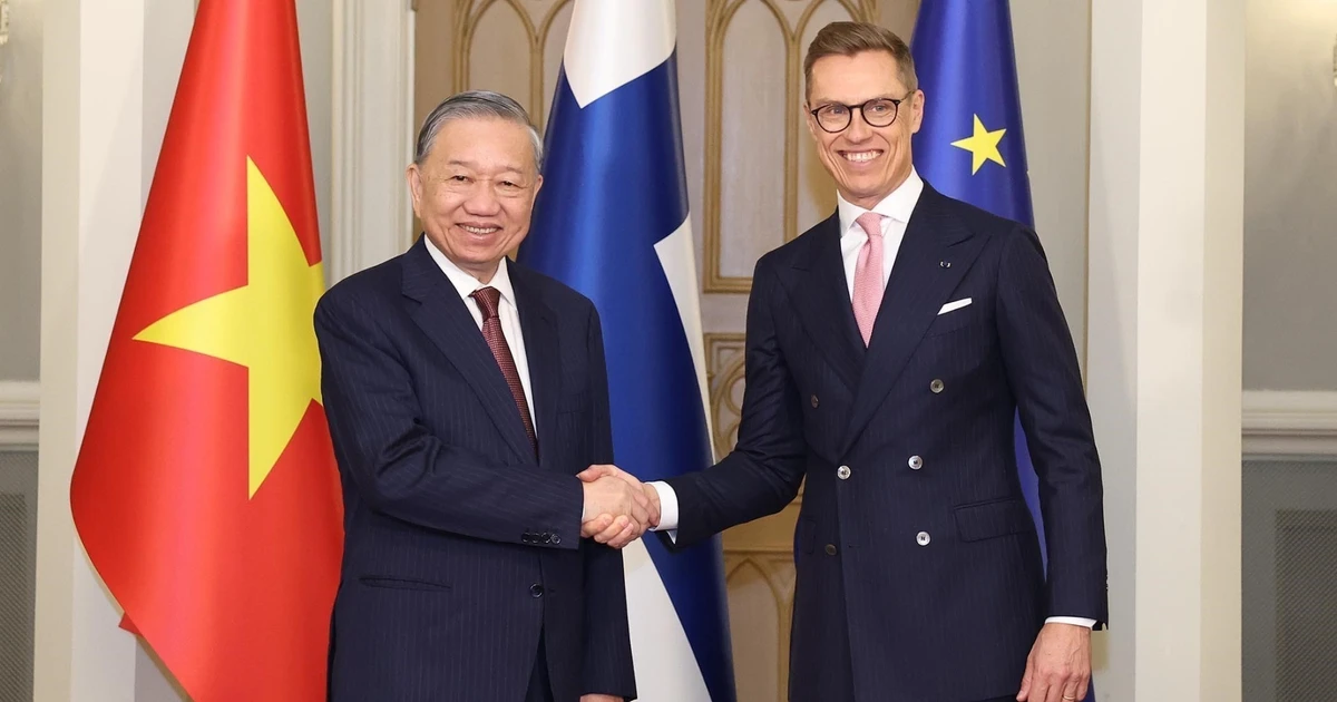 Tổng Bí thư Tô Lâm và Tổng thống Alexander Stubb chứng kiến Lễ ký kết các văn kiện hợp tác