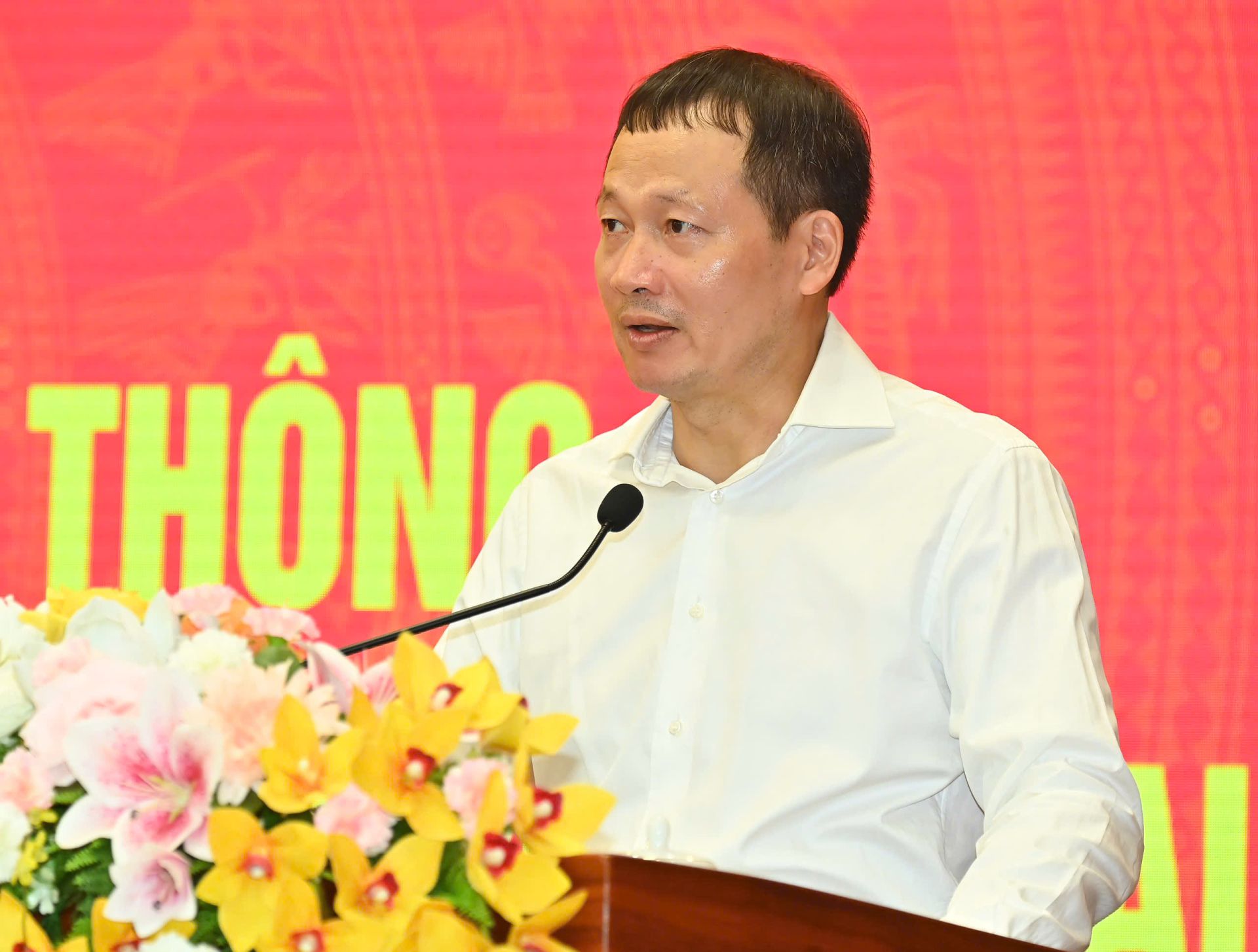 Bí thư Tỉnh ủy Đồng Nai Vũ Hồng Văn phát biểu khai mạc hội nghị