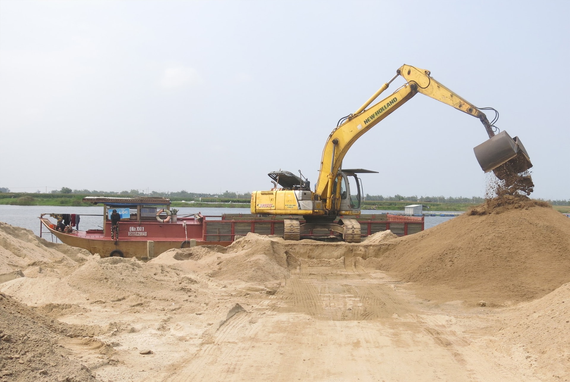 Hà Nội siết chặt quản lý giá vật liệu xây dựng, đảm bảo tiến độ dự án trọng điểm