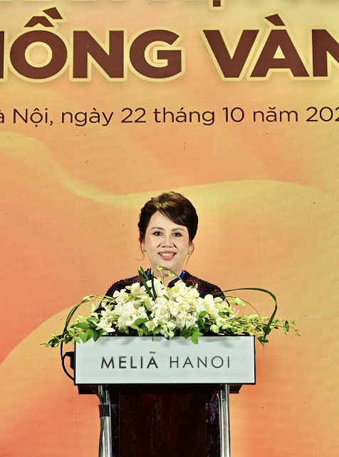 Nữ doanh nhân Đồng Thị Ánh phát biểu cảm tưởng tại buổi lễ. Ảnh: L-Vy Nữ doanh nhân Đồng Thị Ánh phát biểu cảm tưởng tại buổi lễ. Ảnh: L-Vy