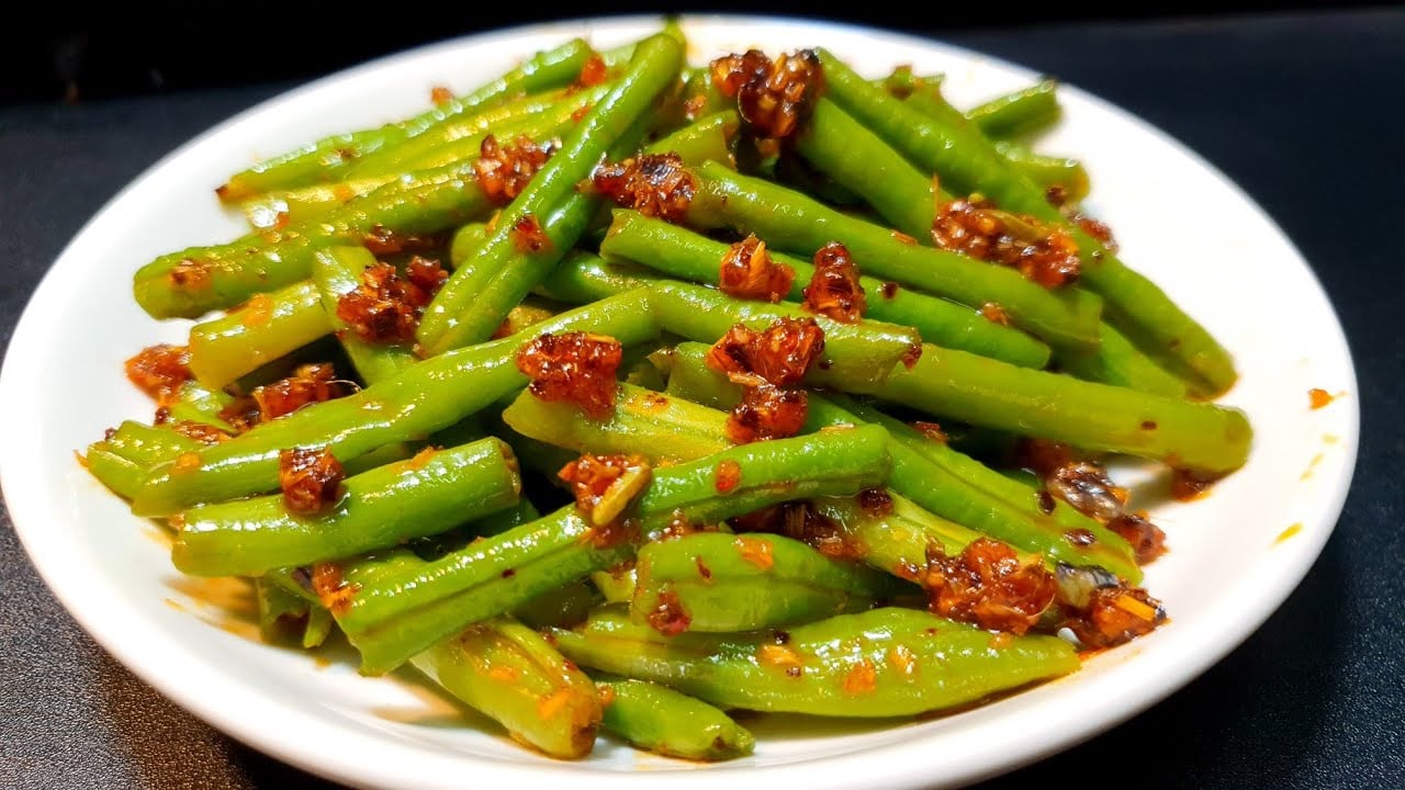 Ăn đậu đũa có rất nhiều công dụng. Ăn đậu đũa có rất nhiều công dụng.