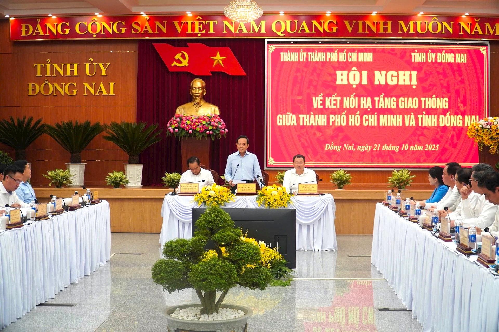 TP. HCM và Đồng Nai cam kết đẩy nhanh tiến độ liên kết hạ tầng giao thông