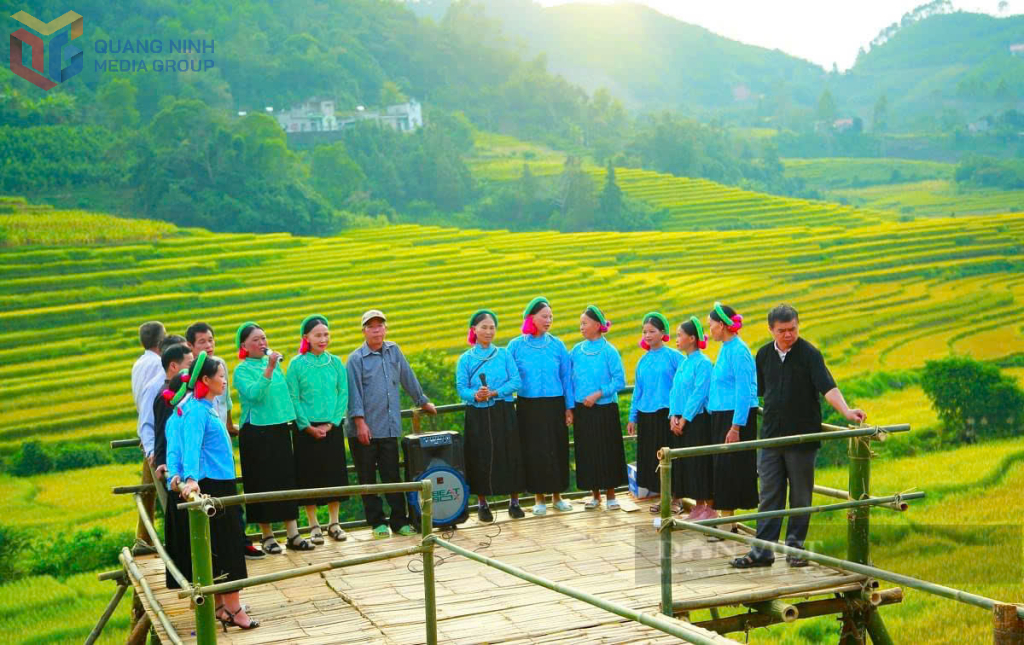 Lễ hội được tổ chức nhằm tiếp tục bảo tồn và phát huy bản sắc văn hóa của đồng bào Sán Chỉ trên địa bàn xã Đông Ngũ. Lễ hội được tổ chức nhằm tiếp tục bảo tồn và phát huy bản sắc văn hóa của đồng bào Sán Chỉ trên địa bàn xã Đông Ngũ.